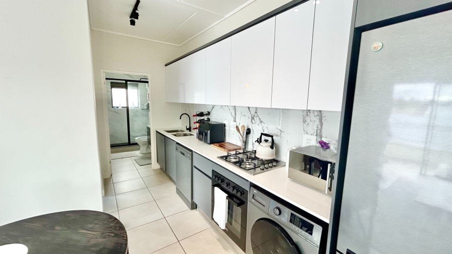To Let 1 Bedroom Property for Rent in The Huntsman Western Cape